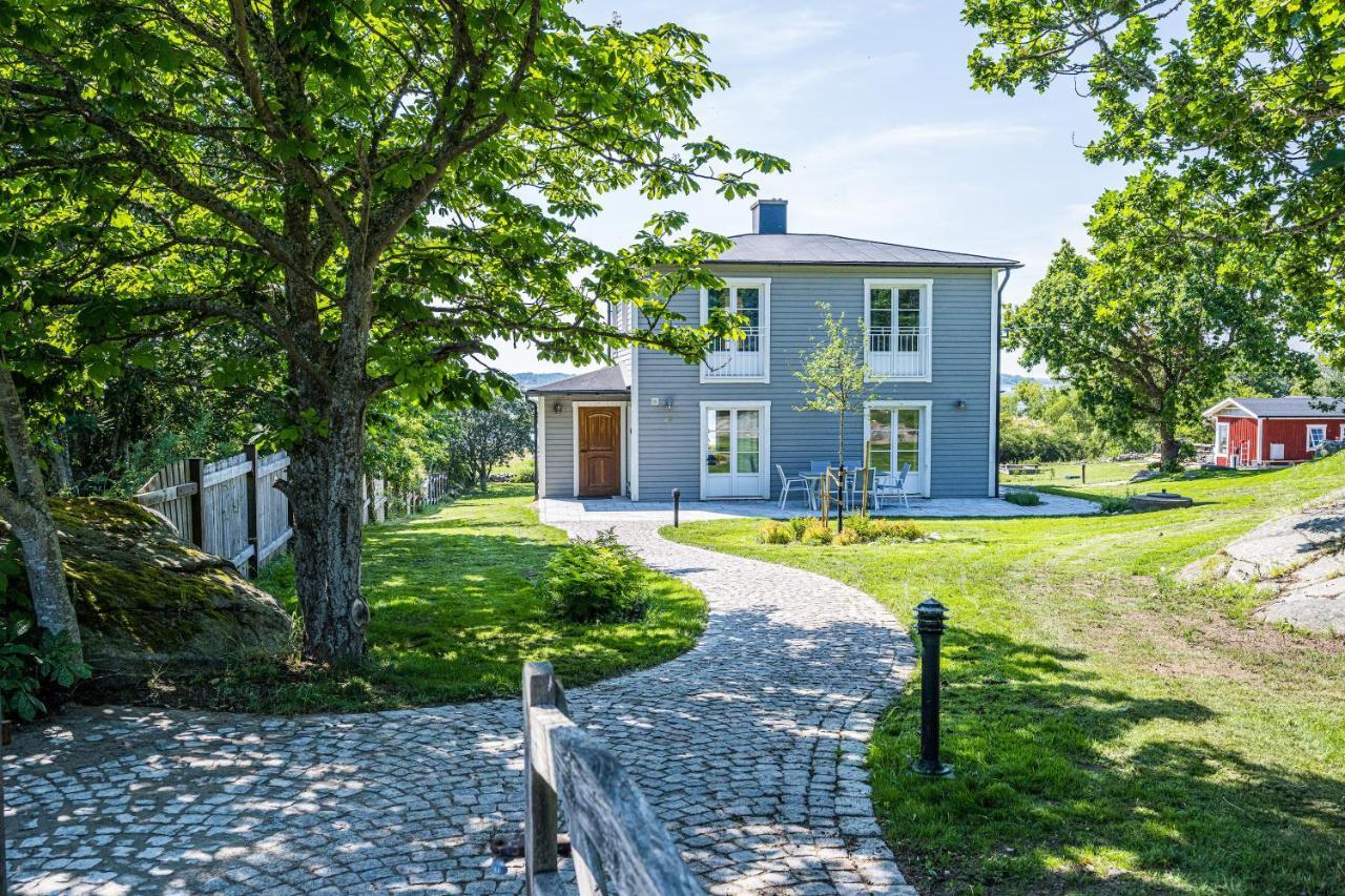 Exclusive Tranquil By The Sea, Boat Available * Drottningskar
