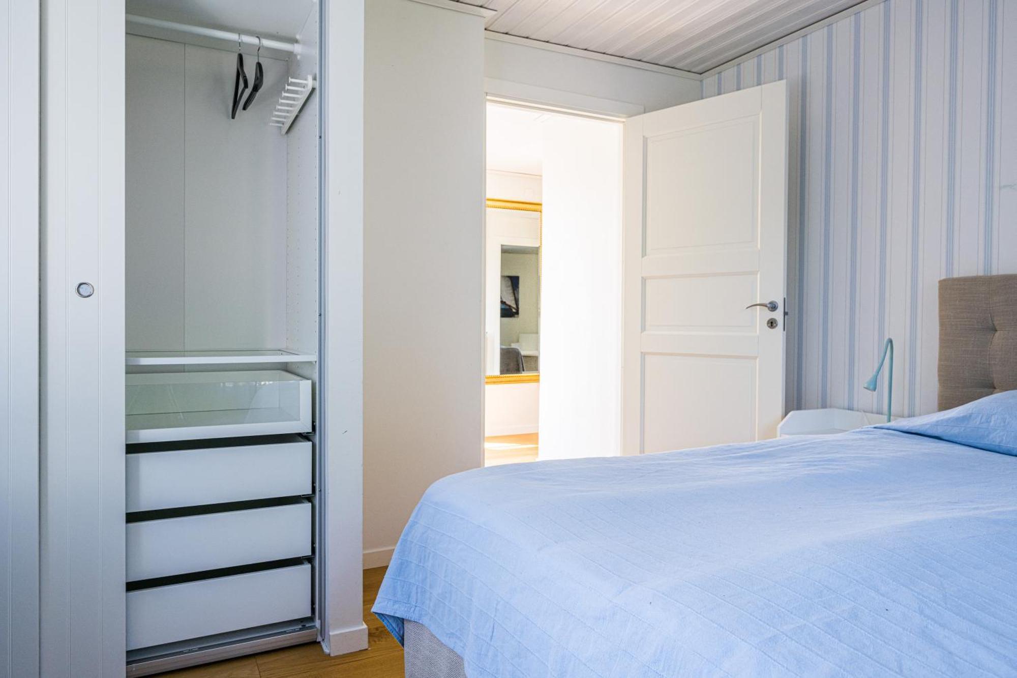 Exclusive Tranquil By The Sea, Boat Available * Drottningskar