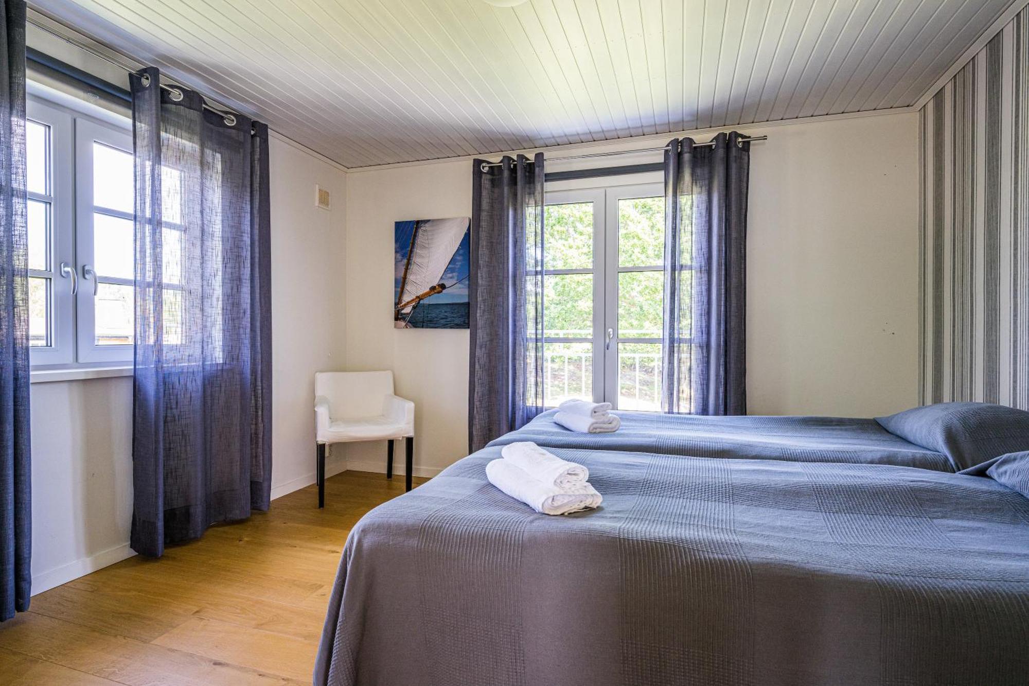 Exclusive Tranquil By The Sea, Boat Available Villa Drottningskar